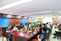 【鄭投產(chǎn)業(yè)園動(dòng)態(tài)】公司組織召開(kāi)學(xué)習傳達市委十一屆十次全會(huì )精神專(zhuān)題會(huì )